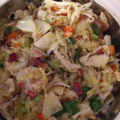 A picture of Cabbage sauce.