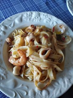 Una foto de Cintas a la marinera