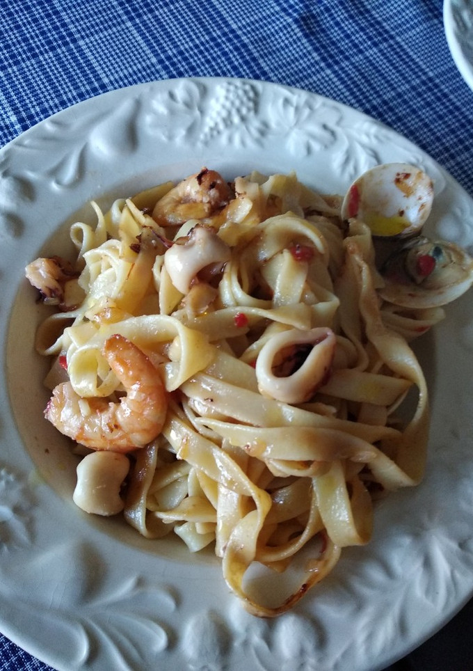 Una foto de Cintas a la marinera