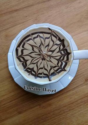 صورة لوصفة كابوتشينو منزلي بكل احترافية ☕