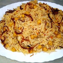 A picture of Chana pulao.