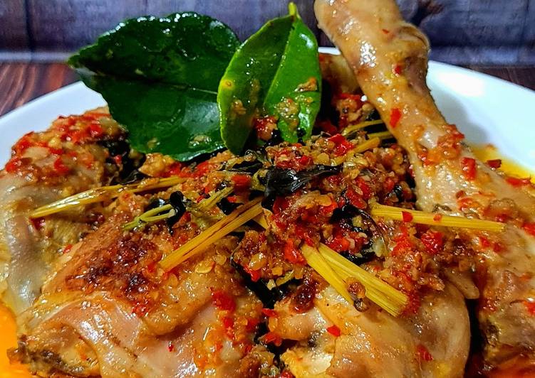 Langkah Mudah untuk Menyiapkan Ayam Rica-rica Kemangi Keto #ketopad yang Bisa Manjain Lidah