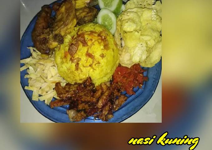 Nasi Kuning Gurih (bisa untuk nasi bento)