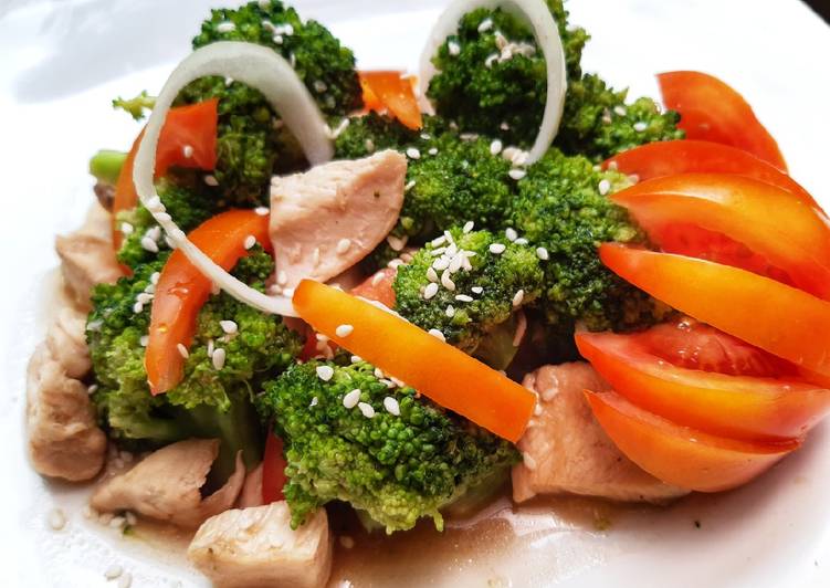 Cara mudah mengolah Ayam cah brokoli #15 Lezat