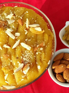 A picture of Besan Ka Halwa💛.