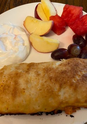 A picture of Sweet and creamy fruit dip.
