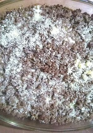 Una foto de Pastel de arroz yamaní, verduras y carne