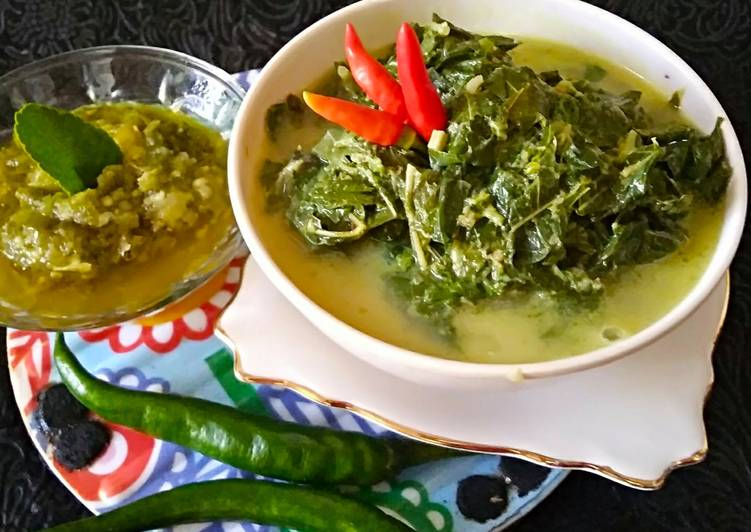 Lodeh daun singkong