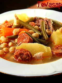 Una foto de Cocido de puchero (cocina de aprovechamiento)