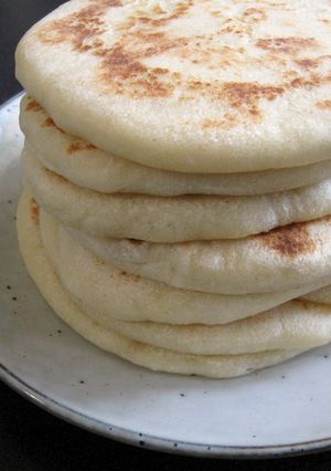A picture of Yoghurt Flatbread.