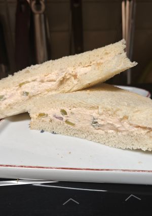 Una foto de Sándwich de salmón ahumado estilo Rodilla