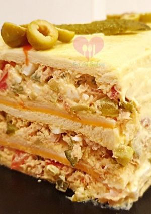 Foto principal de Pastel frío de atún con pan de molde