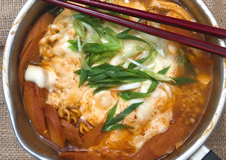 Cara Gampang Membuat Spicy Budae Jjigae, Lezat