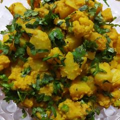 A picture of Gobi Aloo Posto.