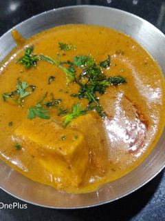 पनीर बटर मसाला (Paneer butter masala recipe in Hindi) रेसिपी मुख्य फोटो