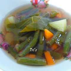 A picture of Sayur Asem Segar.