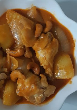 รูปของ "แกงมัสมั่นไก่" 🐔🥣Chicken Massaman Curry