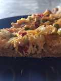 Tarta de arvejas y pollo desmechado