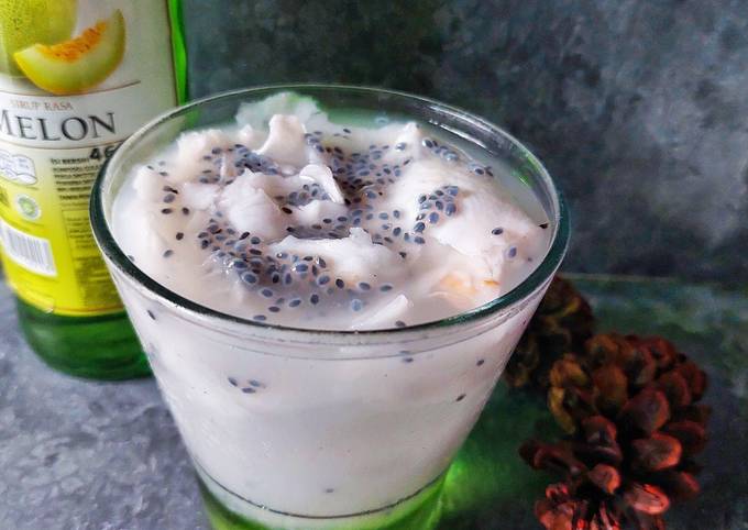 Resep Es Kelapa Syrup Melon Oleh Arifah Amrullah Cookpad