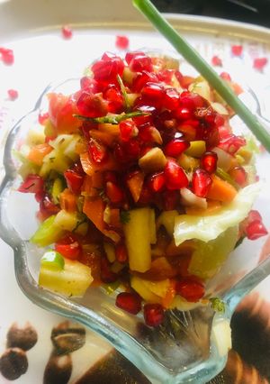 A picture of Pomegranate veggie Salad.