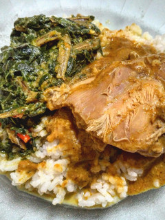 Foto resep Rendang Ayam + Gulai Teri Daun Singkong