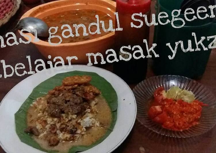 Sego gandul daging sapi segeeeerrr!