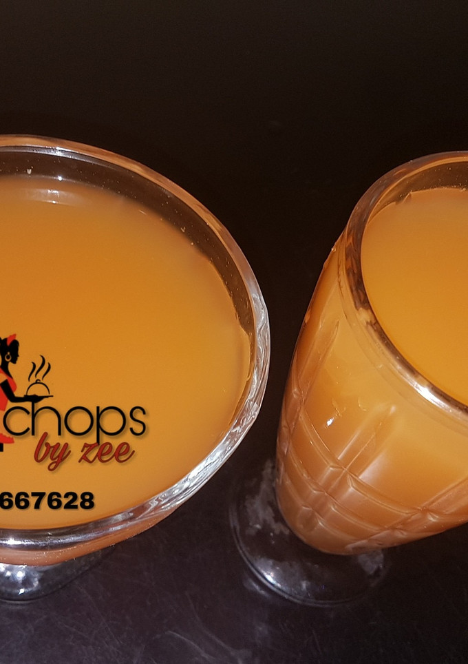 A picture of Carrot and cucumber juice.