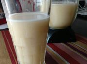Una foto de jugo de melon