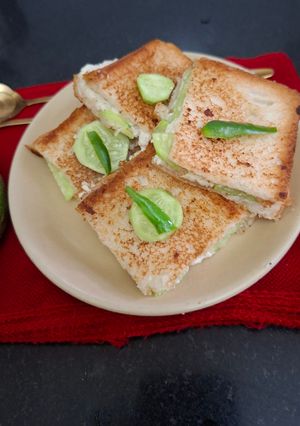 A picture of Cucumber Sandwich 🥪/ Creamy Cool Cucumber Sandwich.