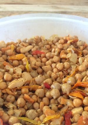 A picture of Chickpea, cumin & chicken.