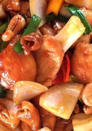 รูปของ ไก่ผัดเม็ดมะม่วงหิมพานต์