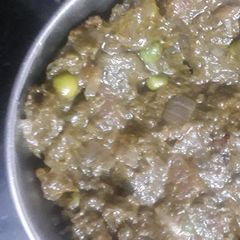 A picture of Sarso ka saag.
