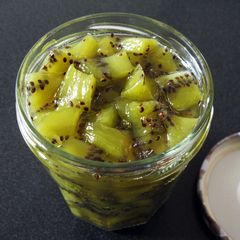 A picture of Kiwi Fruit Jam.