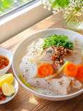 BÁNH CANH đuôi heo