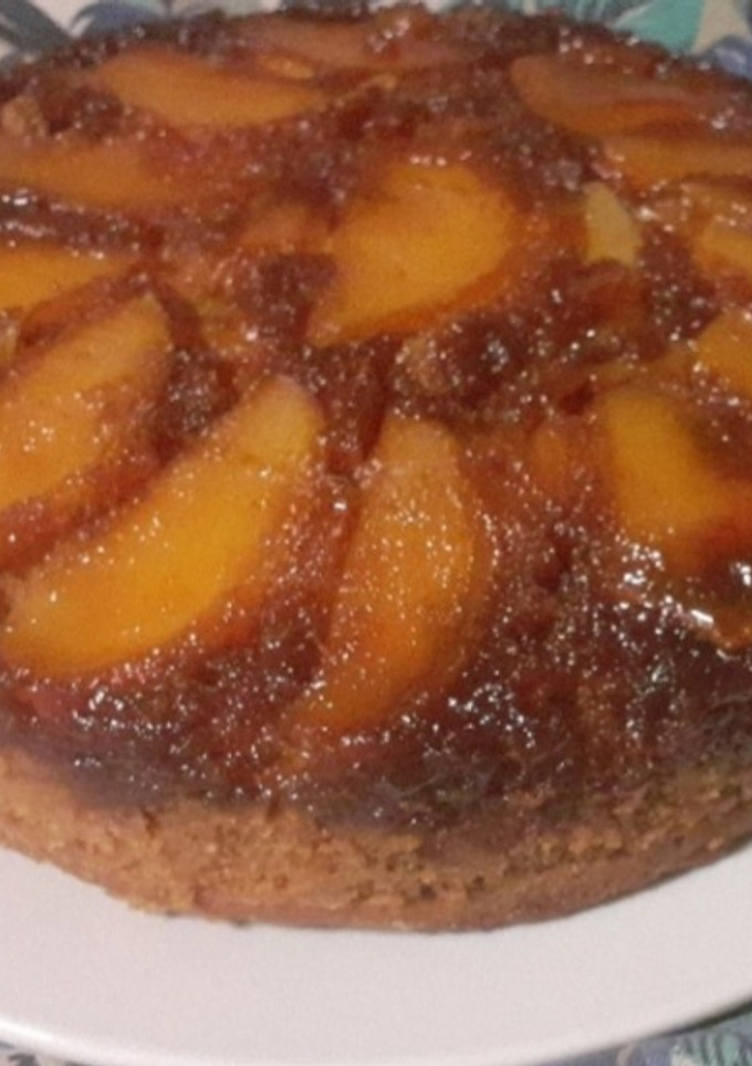 Una foto de Torta de manzana invertida con aceite 🍎