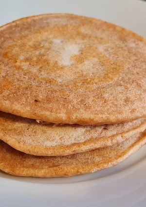 Teljes kiőrlésű amerikai palacsinta - cukor és tojás nélkül recept fotója