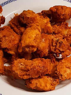Una foto de Pollo al estilo KFC