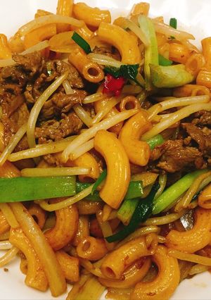 乾炒牛肉通粉 的食譜成品照片