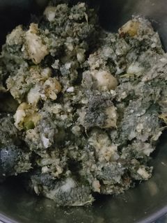 बथुए की भुर्जी (bathuye ki bhurji recipe in Hindi) रेसिपी मुख्य फोटो