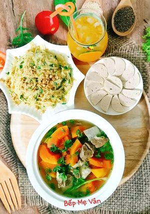 Hình của món Mâm cơm gia đình thời Covid 19.