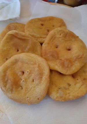 Una foto de Sopaipillas secas y pasadas