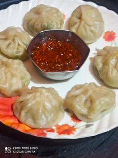 वेज मोमोज (veg momos recipe in Hindi) रेसिपी मुख्य फोटो