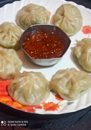 वेज मोमोज (veg momos recipe in Hindi) रेसिपी मुख्य फोटो