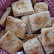 Bizcochitos de queso rallado