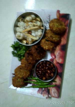 A picture of Falihari sabudana tikki.