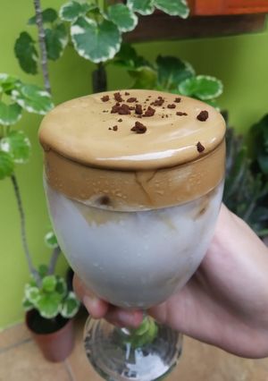 Foto resep Dalgona coffe ☕