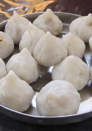 A picture of Vella Kozhukattai (Sweet Modak).