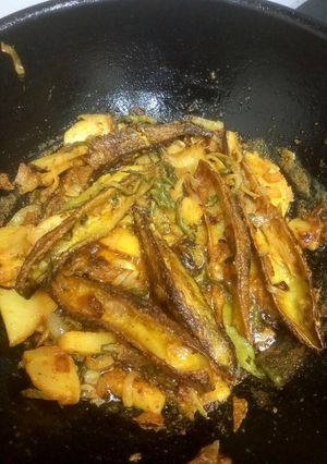 A picture of Karely with Aloo🥒🥒🥔🧅.
