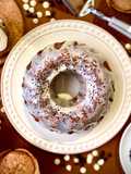 “Bundt cake” de café con chips y cobertura de chocolate blanco!!