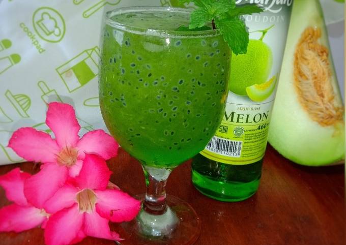 Resep Es Melon Serut Selasih Oleh Mamah Galang Cookpad 8661